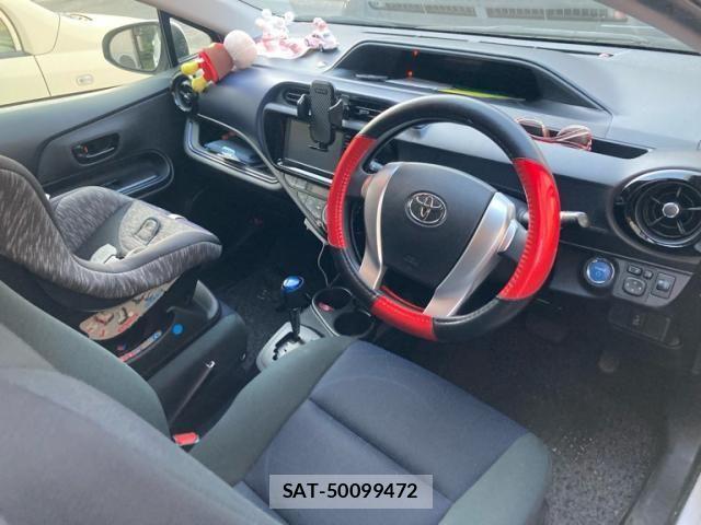 Toyota AQUA 2015-08 6902038-9