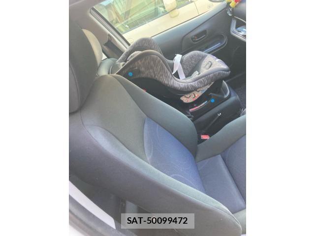Toyota AQUA 2015-08 6902038-10
