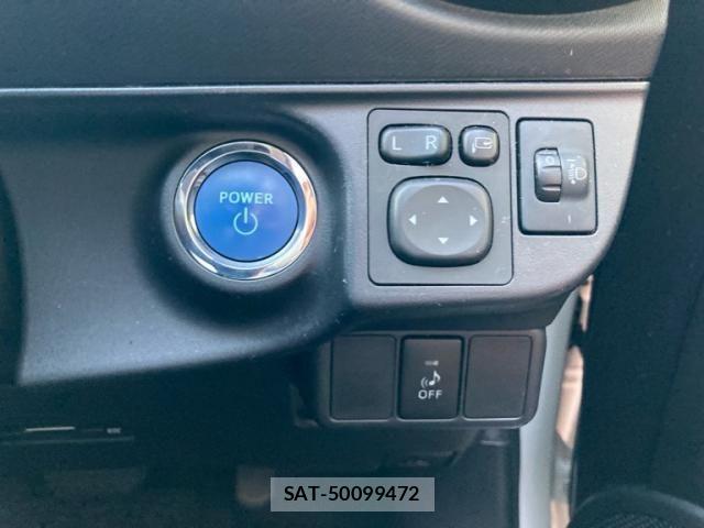 Toyota AQUA 2015-08 6902038-11