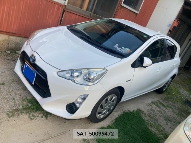 Toyota AQUA 2015-08 6902038-1