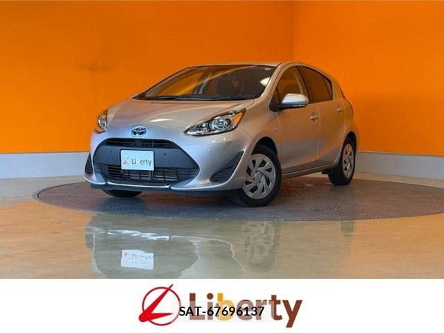 Toyota AQUA 2019-08 6901957-0