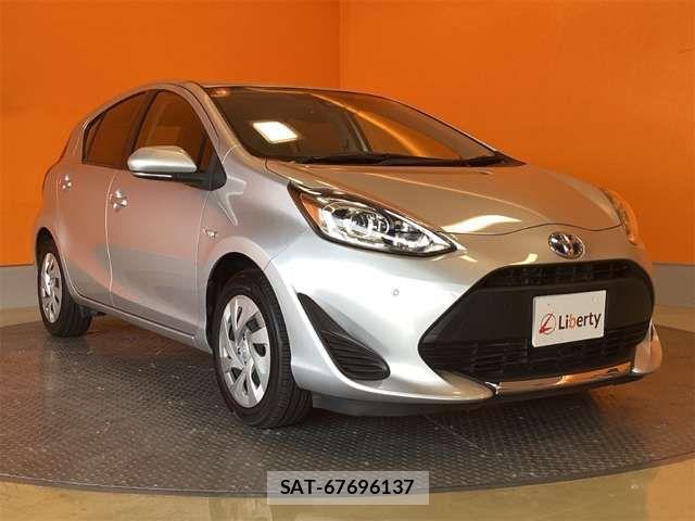 Toyota AQUA 2019-08 6901957-6