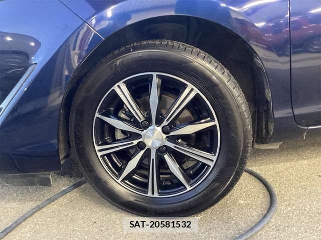 Toyota AQUA 2020-08 6901966-17
