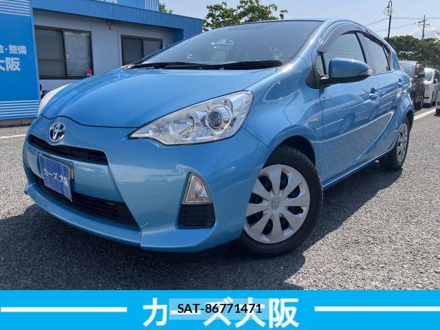 Toyota AQUA 2012-07 6902040-0