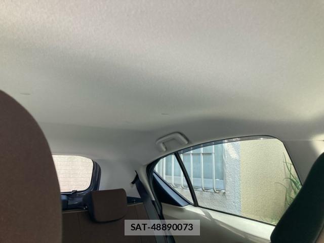 Toyota AQUA 2013-08 6902041-8
