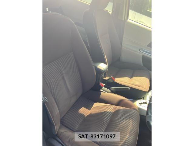 Toyota AQUA 2012-02 6902079-13