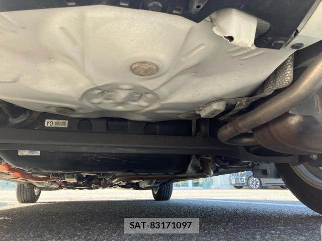 Toyota AQUA 2012-02 6902079-7