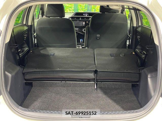 Toyota AQUA 2018-03 6901977-9