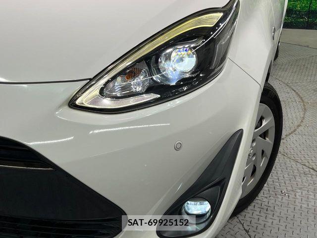 Toyota AQUA 2018-03 6901977-11