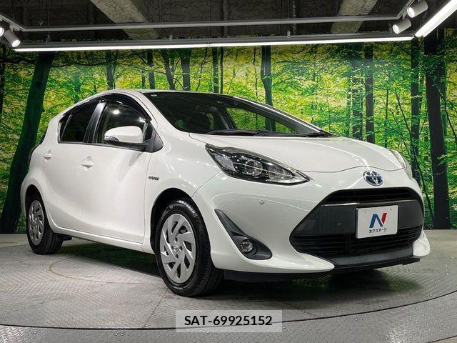 Toyota AQUA 2018-03 6901977-15