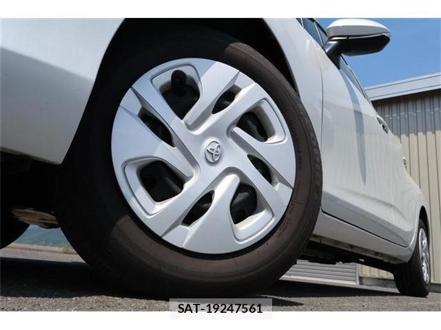 Toyota AQUA 2024-07 6901938-13