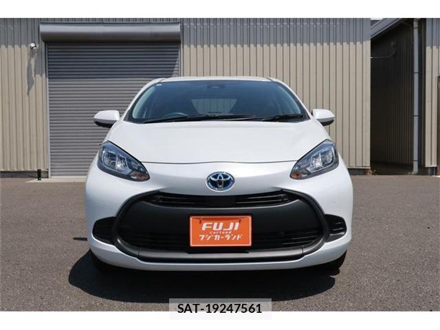 Toyota AQUA 2024-07 6901938-14