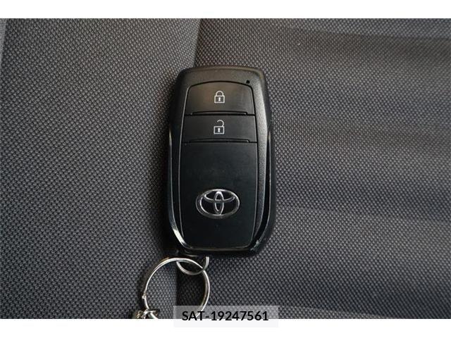 Toyota AQUA 2024-07 6901938-21