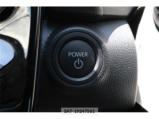 Toyota AQUA 2024-07 6901938-27