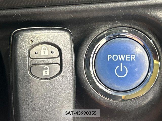 Toyota AQUA 2014-06 6902013-6