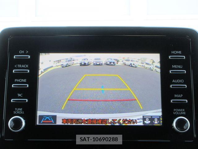 Toyota AQUA 2023-08 6901948-9