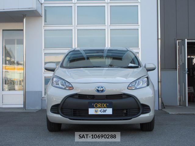 Toyota AQUA 2023-08 6901948-20