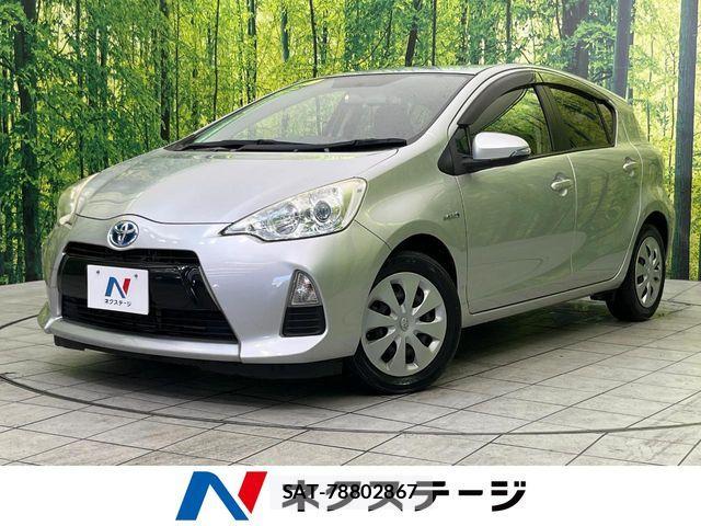 Toyota AQUA 2013-12 6901994-0