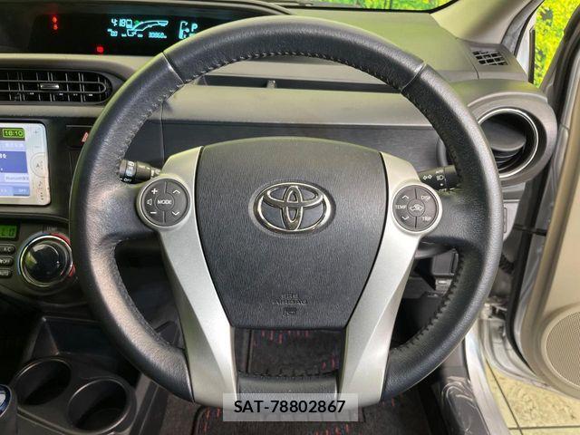 Toyota AQUA 2013-12 6901994-10