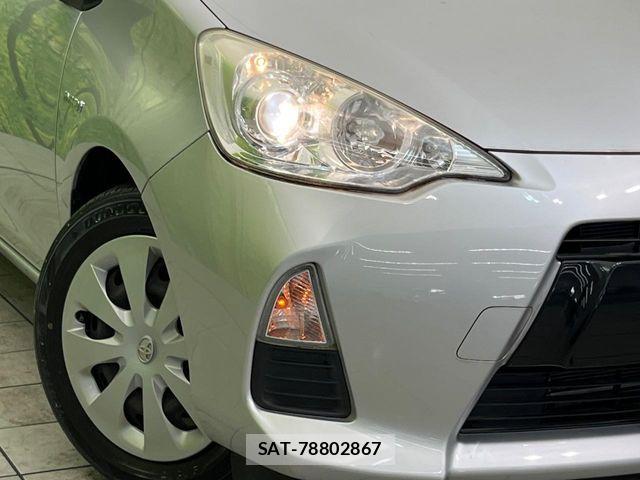 Toyota AQUA 2013-12 6901994-11