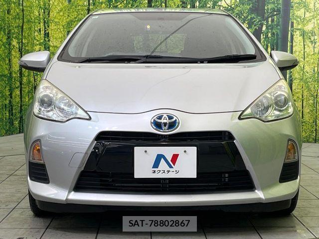 Toyota AQUA 2013-12 6901994-13