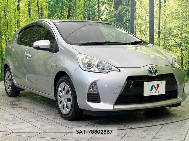 Toyota AQUA 2013-12 6901994-15