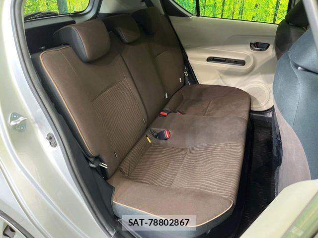 Toyota AQUA 2013-12 6901994-8