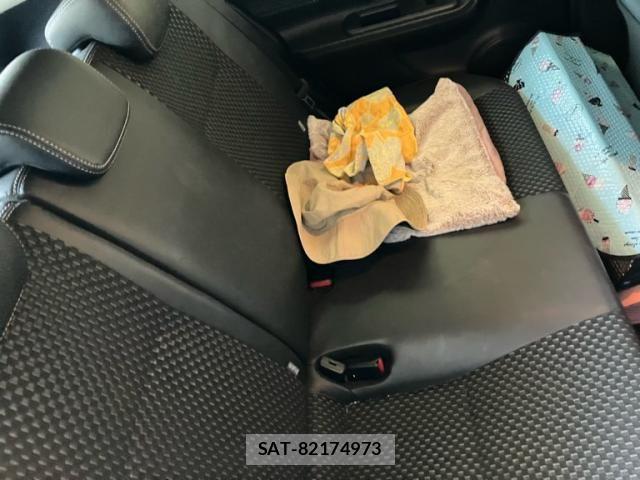 Toyota AQUA 2017-09 6902016-13