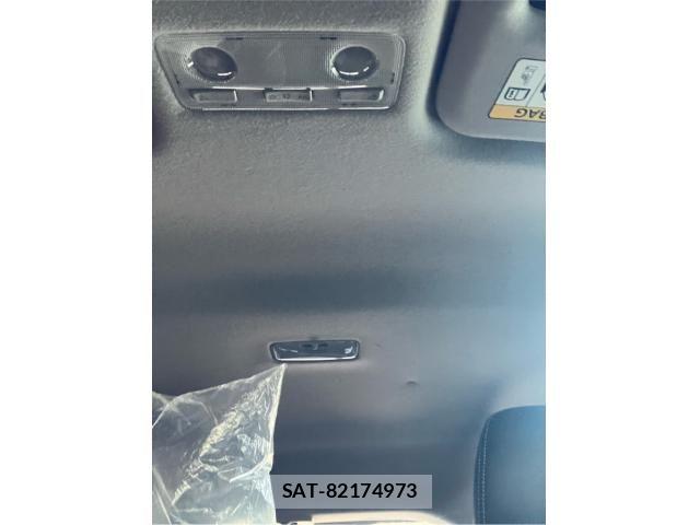 Toyota AQUA 2017-09 6902016-23