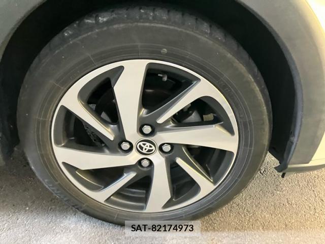 Toyota AQUA 2017-09 6902016-5