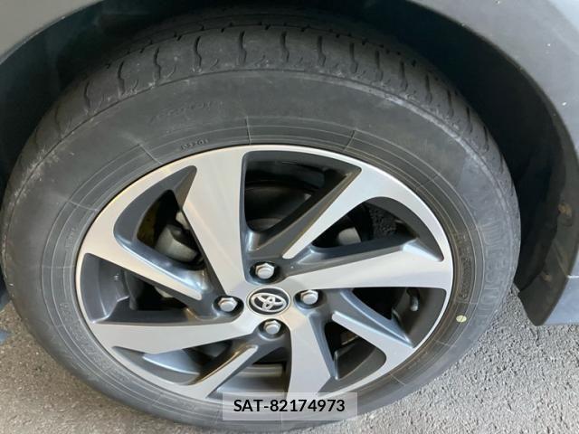 Toyota AQUA 2017-09 6902016-8