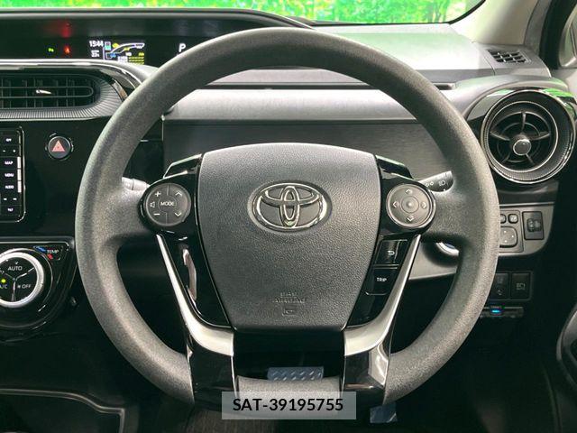 Toyota AQUA 2018-05 6901979-12