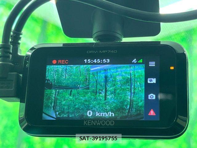 Toyota AQUA 2018-05 6901979-5