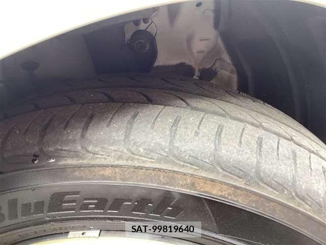 Toyota AQUA 2018-05 6901978-10