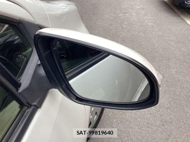 Toyota AQUA 2018-05 6901978-13