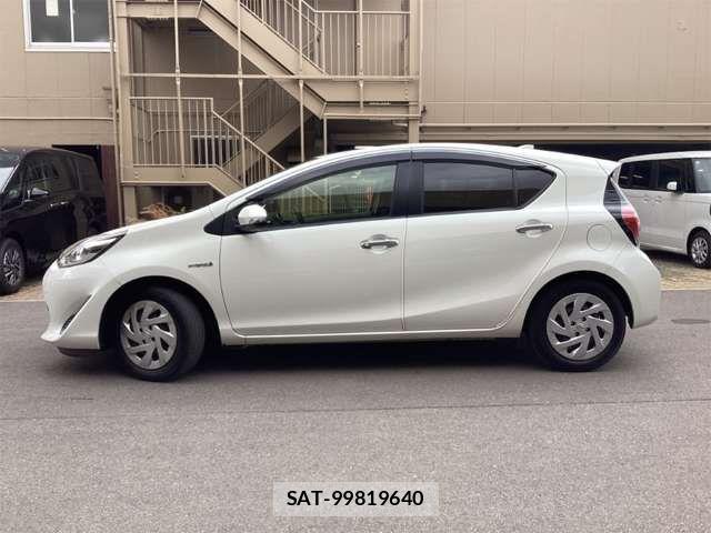 Toyota AQUA 2018-05 6901978-15