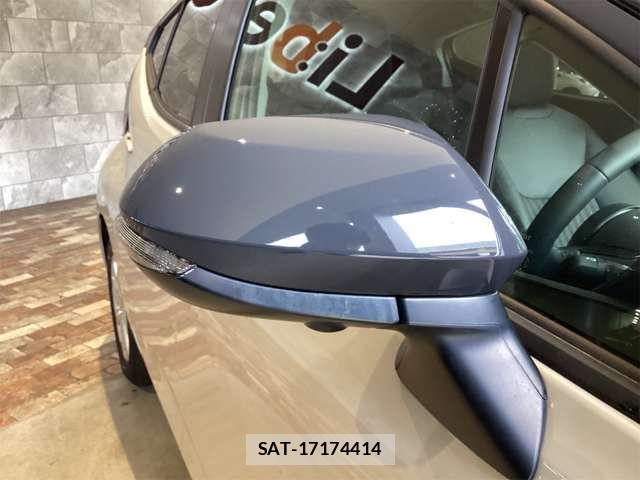 Toyota AQUA 2025-11 6901934-15