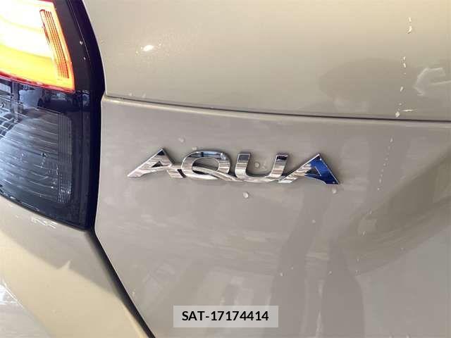 Toyota AQUA 2025-11 6901934-19