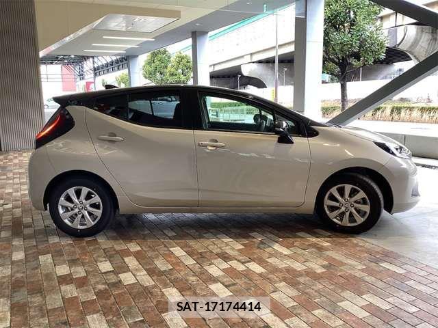 Toyota AQUA 2025-11 6901934-6