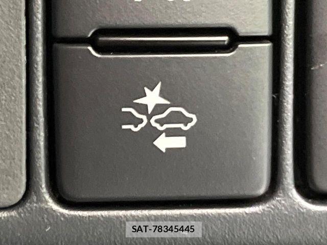 Toyota AQUA 2018-08 6901960-4