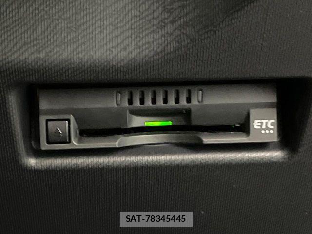 Toyota AQUA 2018-08 6901960-5