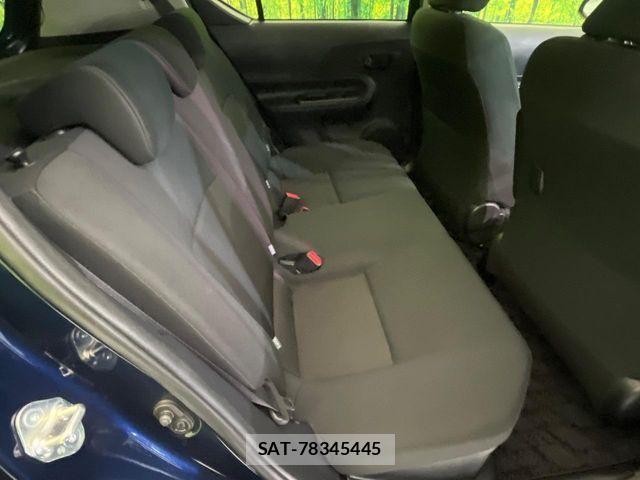 Toyota AQUA 2018-08 6901960-8