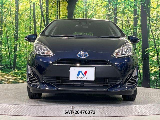 Toyota AQUA 2017-08 6901989-11