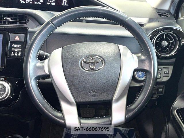 Toyota AQUA 2015-12 6902000-11