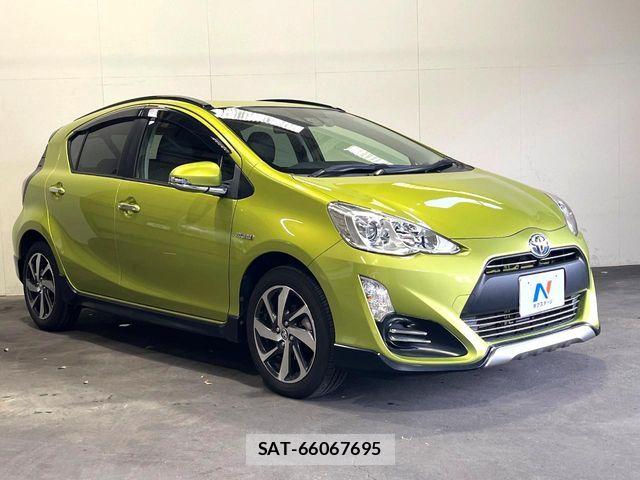 Toyota AQUA 2015-12 6902000-16
