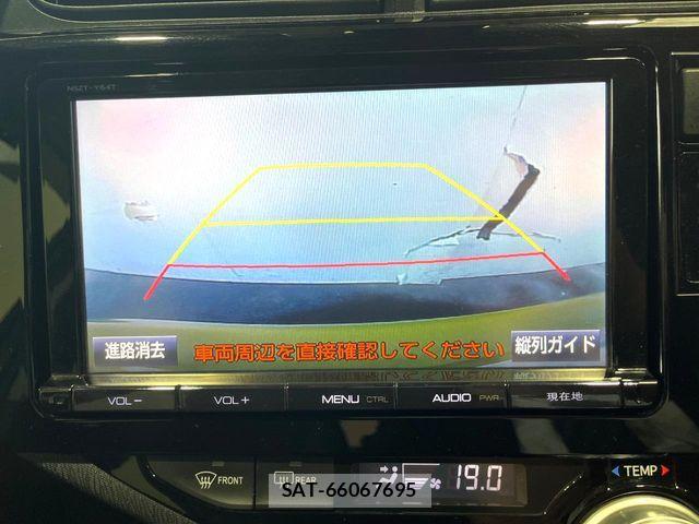 Toyota AQUA 2015-12 6902000-3