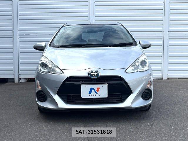 Toyota AQUA 2015-06 6902015-13