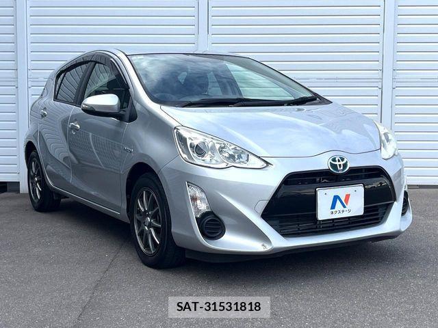 Toyota AQUA 2015-06 6902015-15