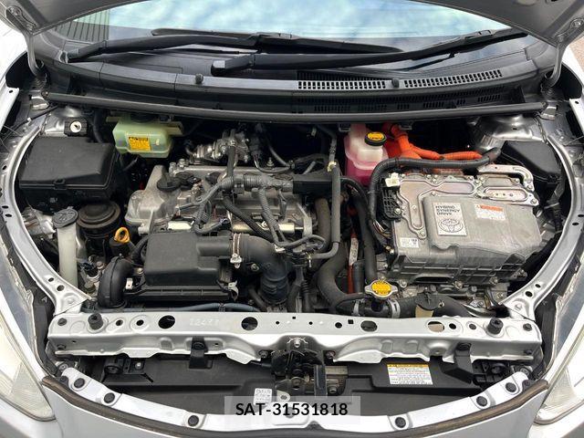 Toyota AQUA 2015-06 6902015-17