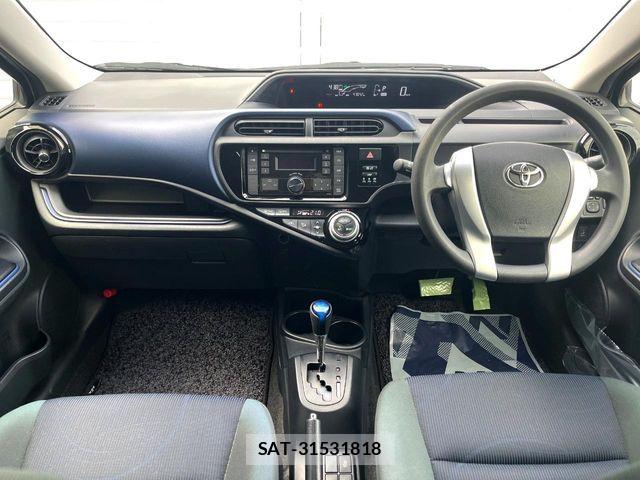 Toyota AQUA 2015-06 6902015-1